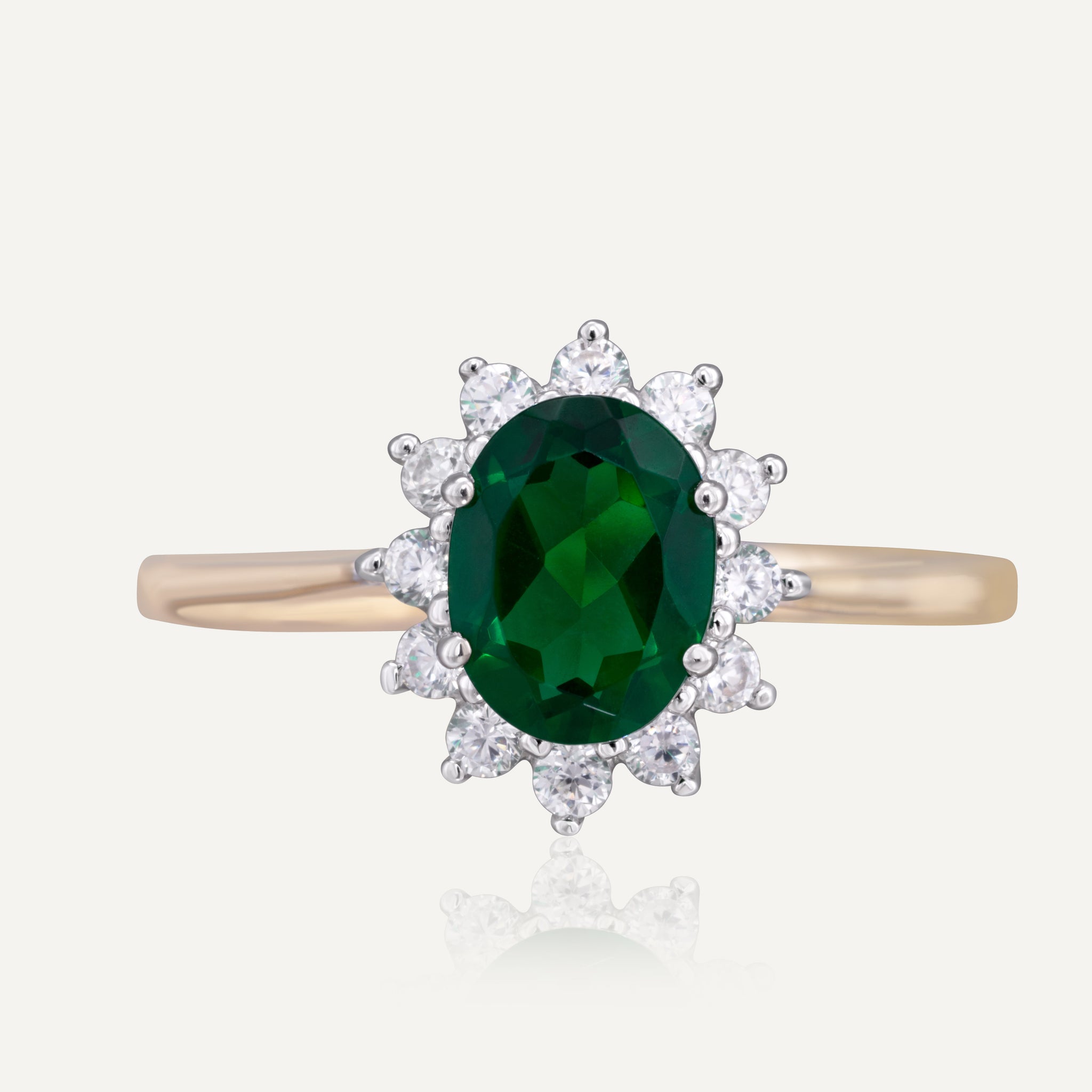 9ct Yellow Gold Emerald Cluster Ring.