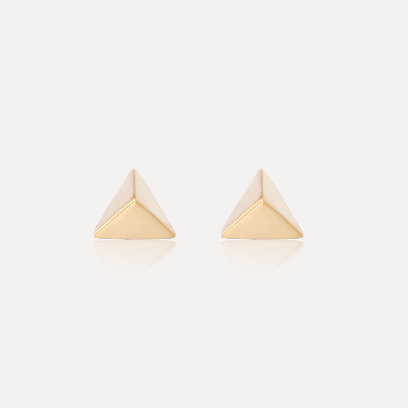 Melorra Pretty Pyramids Gold Earrings Yellow Gold 18kt Stud Earring Price  in India  Buy Melorra Pretty Pyramids Gold Earrings Yellow Gold 18kt Stud  Earring online at Flipkartcom