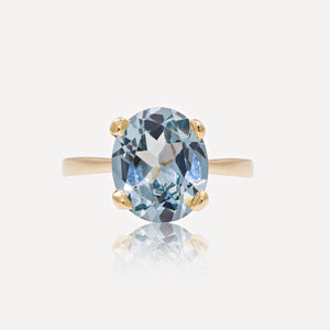 9ct Yellow Gold Oval Blue Topaz Dress Ring
